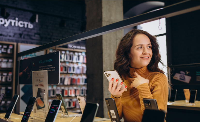 Will Gen Z Embrace Flip Phones? Samsung’s Z Flip 5 Takes on the Challenge